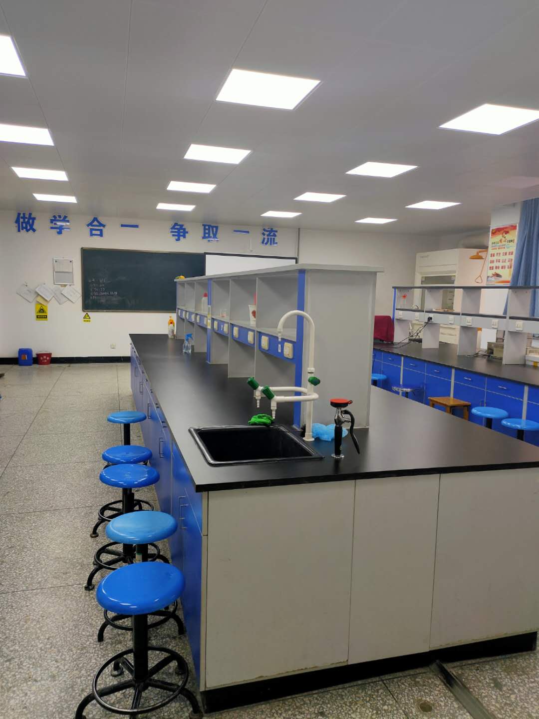 食品检测实验室